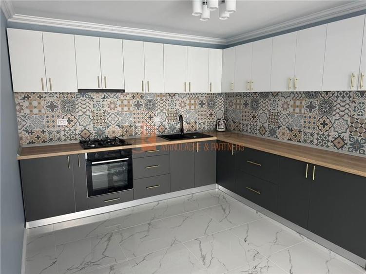 Casă individuală cu 3 camere cu Teren 400 Mp în Căpățânești