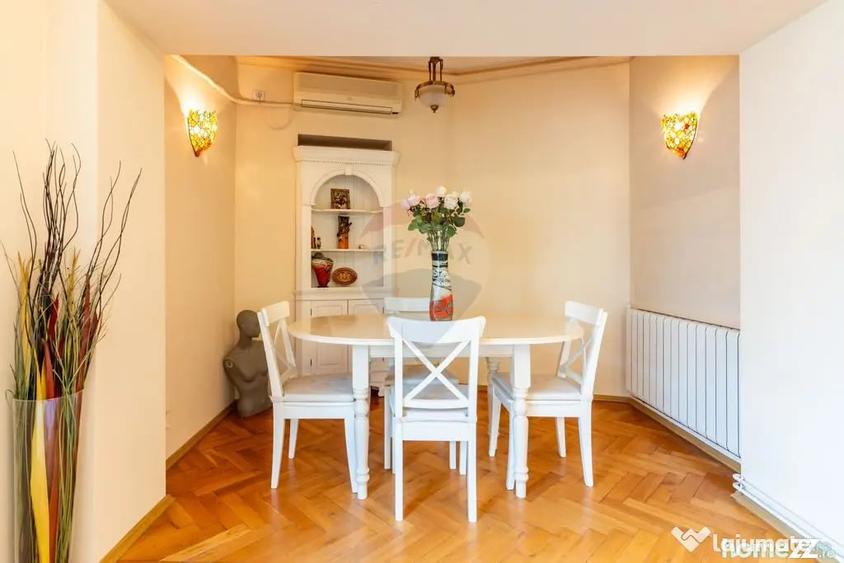 Apartament cu 4 camere decomandat în Amzei