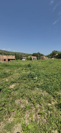 Teren de 2316 mp, în Feiurdeni
