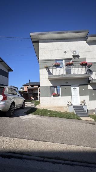 Casă cu 3 camere în Păcurari