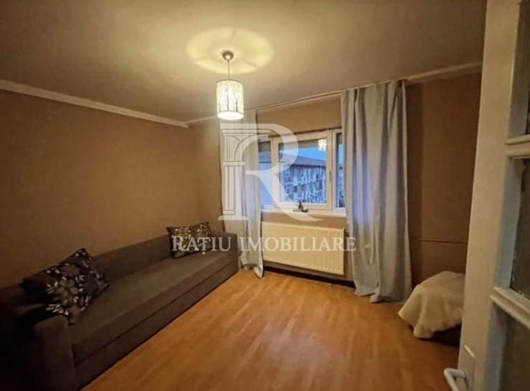 Apartament cu 3 camere, mobilat în Calea Aradului