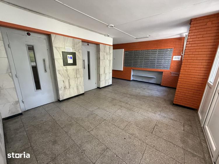 Garsonieră semidecomandată în Titan