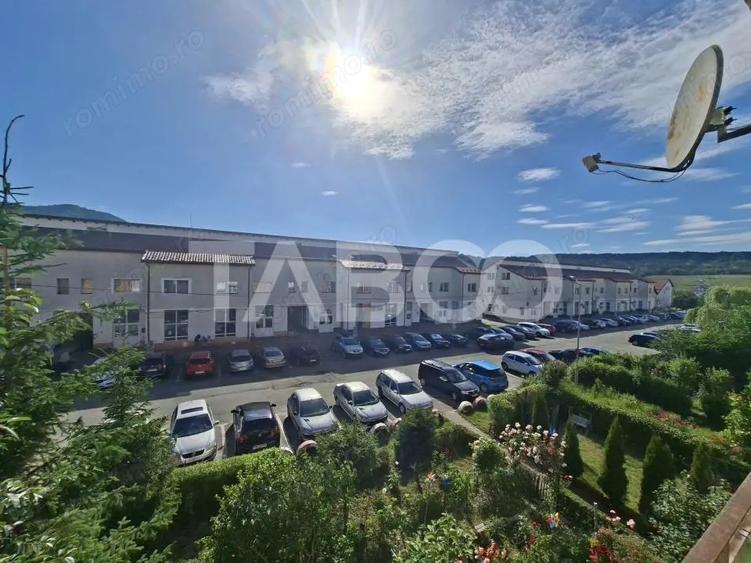 Apartament modern de inchiriat 3 camere balcon Cisnadie etajul 2 - 15