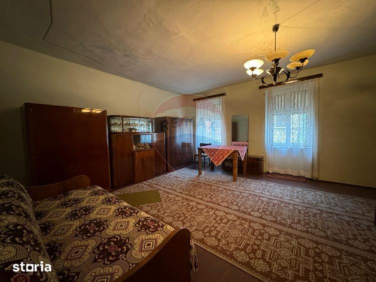 Apartament cu 4 camere în Central