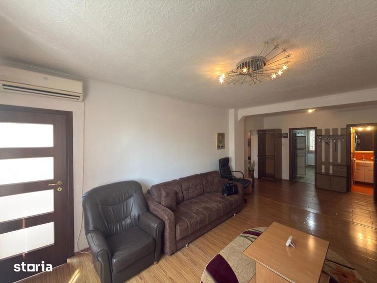 Apartament cu 3 camere în Central