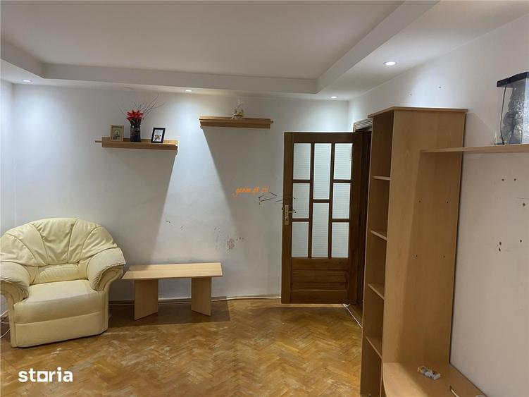 Apartament cu 2 camere decomandat, mobilat în Ultracentral