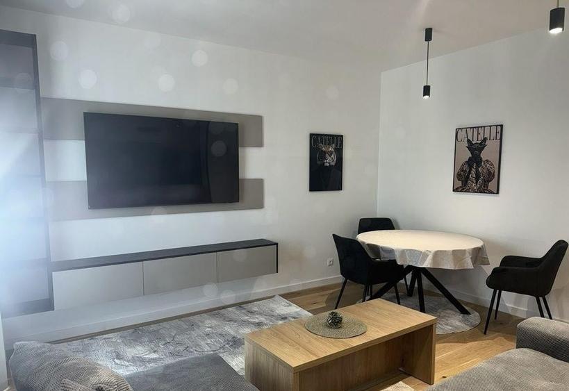 Apartament cu 2 camere decomandat, mobilat în Aviației