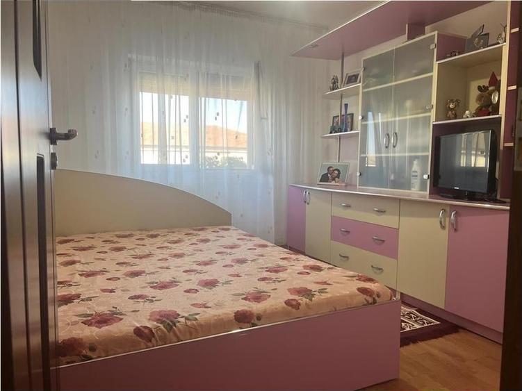 RECO, Apartament 3 camere, Strada Somesului - 4