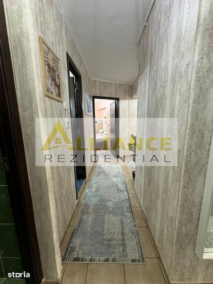 Apartament cu 4 camere, mobilat în Berceni
