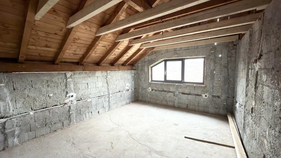 Casă individuală cu 5 camere cu Teren 710 Mp în Blaj