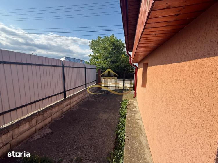 Casă cu 2 camere cu Teren 460 Mp în Săucești