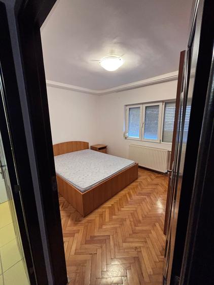 Apartament cu 2 camere semidecomandat în Micro 16