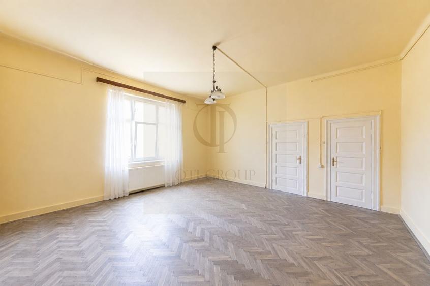 Apartament cu 2 camere semidecomandat în Ultracentral
