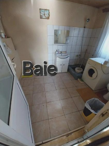 Casă cu 4 camere cu Teren 400 Mp în Giurgiului