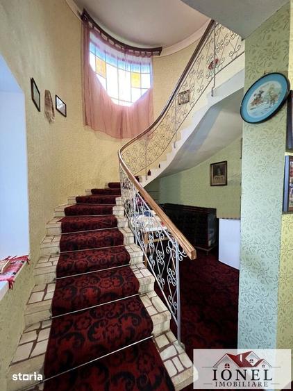 Casă cu 6 camere cu Teren 936 Mp în Abrud