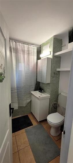 Apartament cu 2 camere decomandat în Torontalului