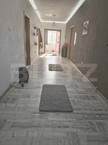 Casă cu 5 camere cu Teren 1325 Mp în Central
