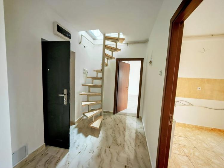 Apartament cu 3 camere decomandat în Brestei