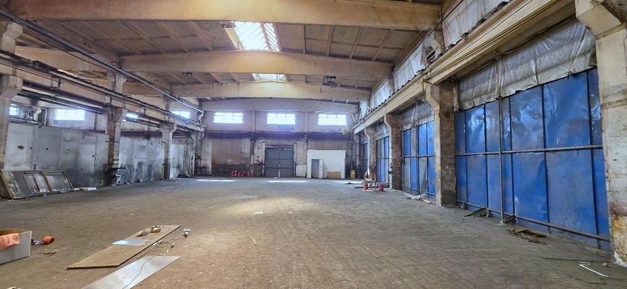 Spațiu industrial, de 600 mp, în Industriilor