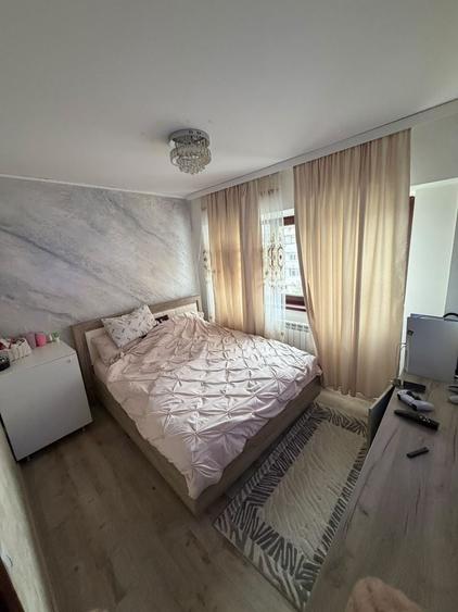Apartament cu 3 camere decomandat, mobilat în Obor