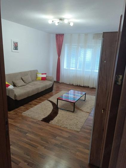 Apartament cu 2 camere decomandat în Bucovina