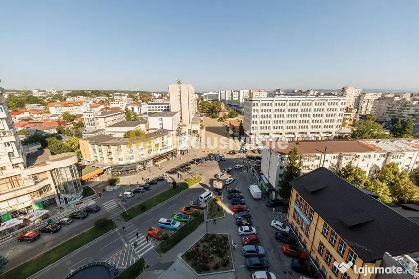 Apartament cu 2 camere decomandat în Ultracentral