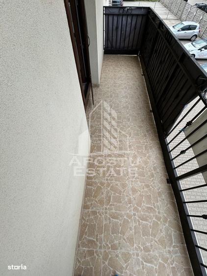 Apartament cu 3 camere semidecomandat în Central
