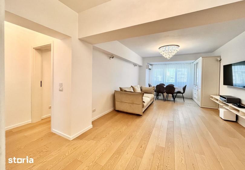 Apartament cu 4 camere în Centrul Civic