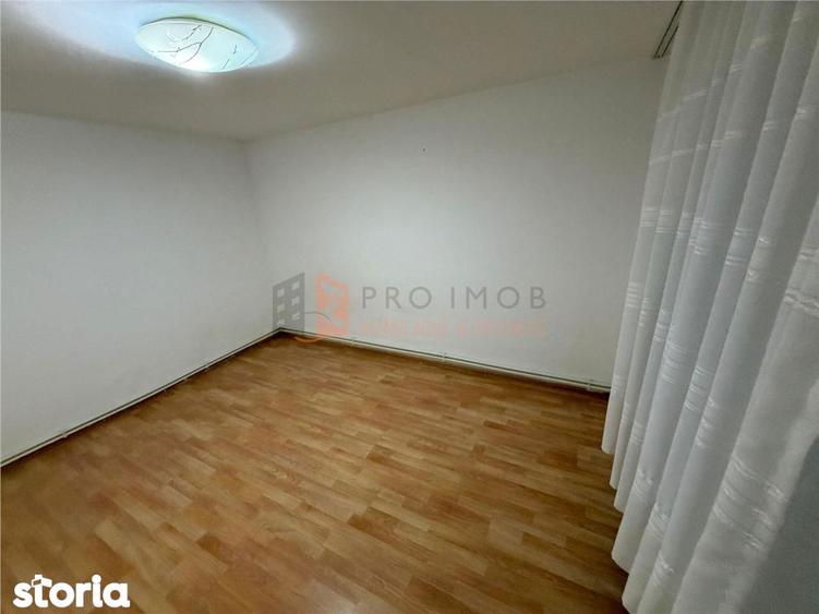 Casa tip parter zona Cernatesti - 17