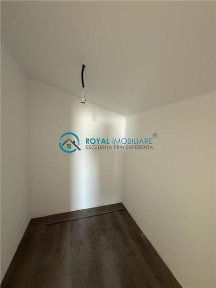 Casă cu 4 camere cu Teren 432 Mp în Ploieștiori