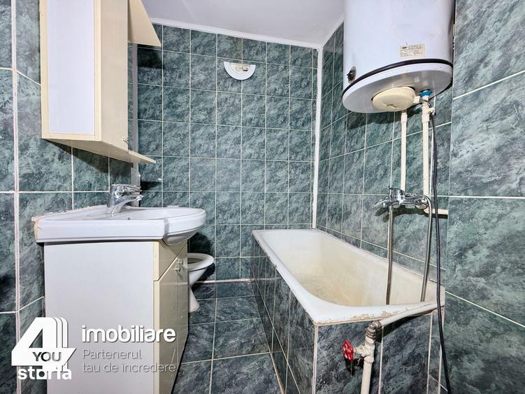 Apartament cu 3 camere semidecomandat în Ultracentral