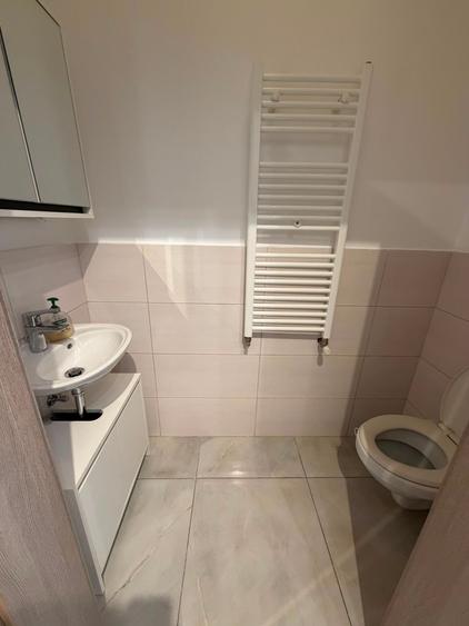Apartament cu 3 camere decomandat în Grozăvești