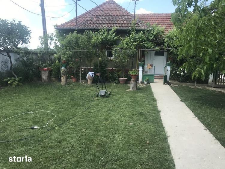 Casă cu 3 camere cu Teren 1891 Mp în Tulca