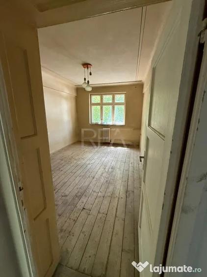 Apartament cu 2 camere decomandat, mobilat în Regie