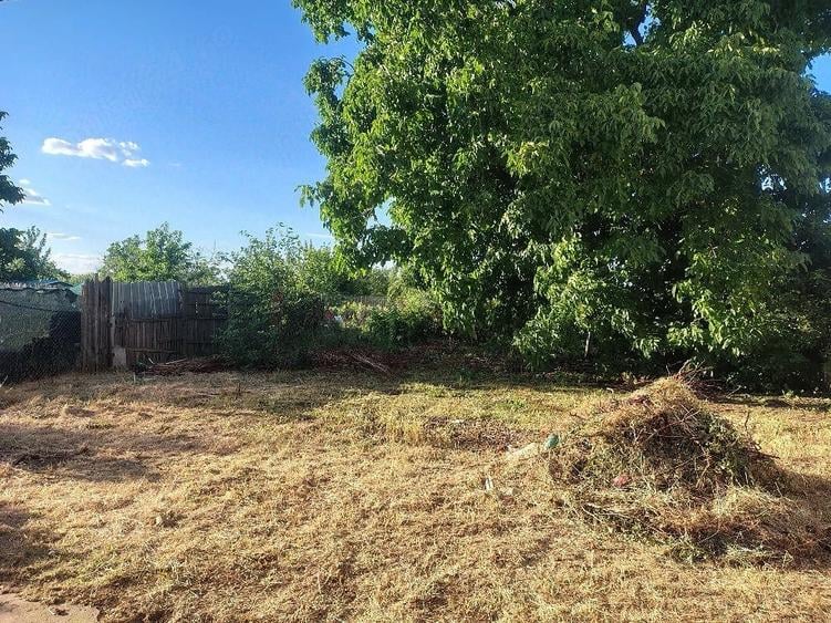 Casă cu 3 camere cu Teren 1100 Mp în Cârcea