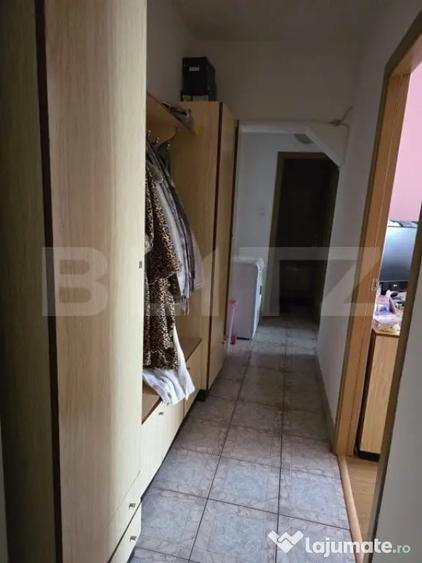 Apartament cu 3 camere decomandat în Soarelui