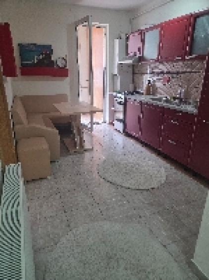 Garsonieră decomandată în Florești