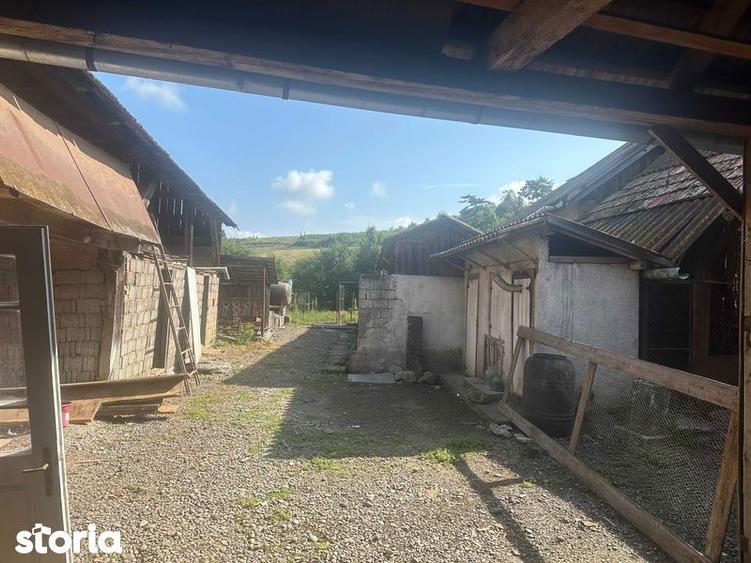 Casă cu 4 camere cu Teren 1144 Mp în Glodeni