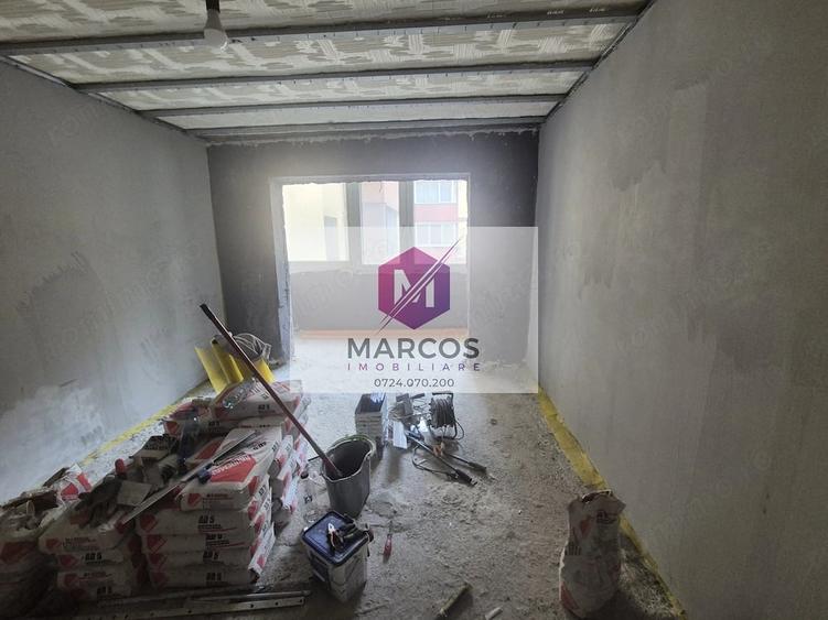 Apartament cu 3 camere decomandat în Cuptoare (Reșița)