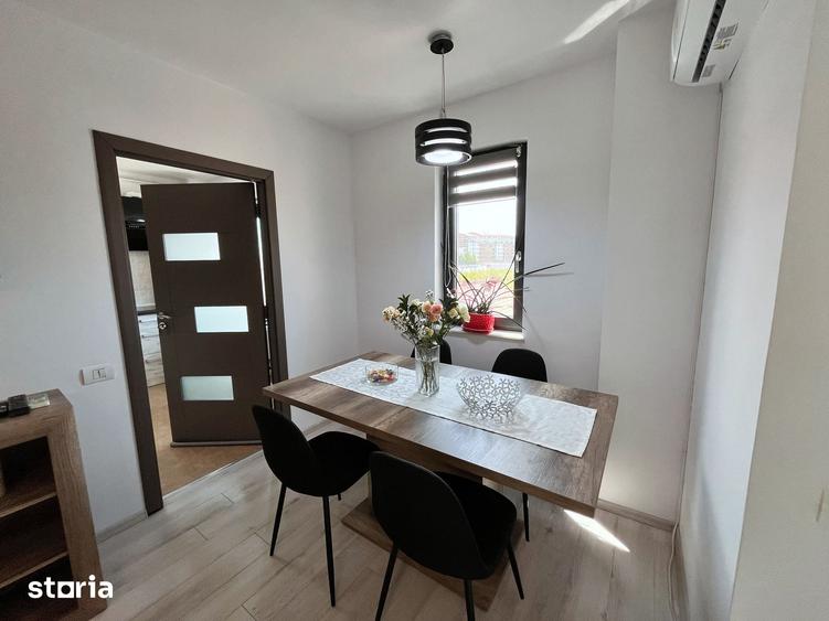Apartament cu 3 camere decomandat în Bună Ziua