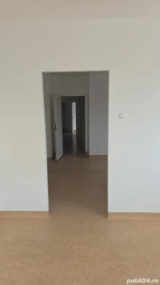 Spațiu comercial, de 222 mp, în Obor