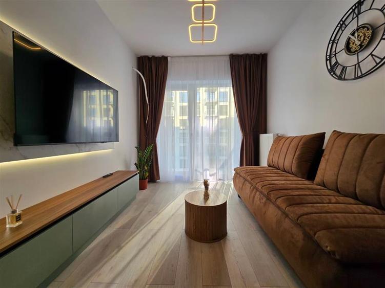 Apartament cu 2 camere decomandat în Podu Roș