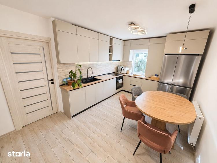 Apartament cu 3 camere, mobilat în Zorilor