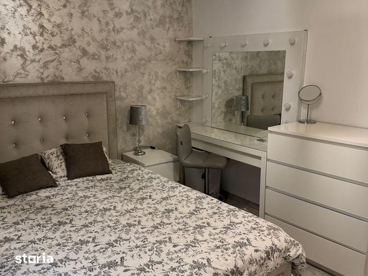 Apartament cu 3 camere în Malu Roșu