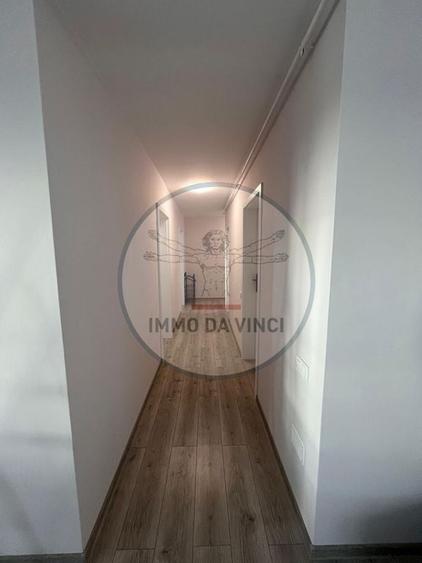 Apartament cu 3 camere decomandat în Central