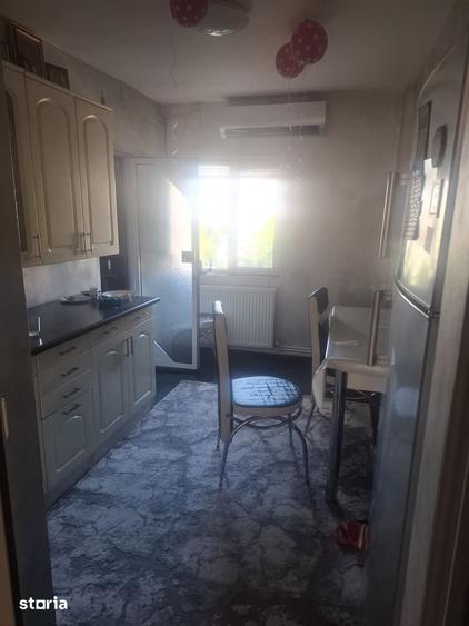 Apartament 4 camere cu balcon ?i aer condi?ionat - 2