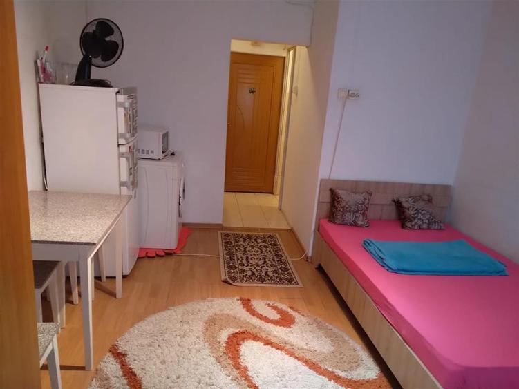 Garsonieră semidecomandată în Aradului