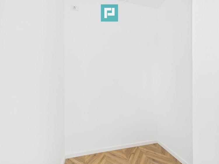 Duplex cu 5 camere cu Canalizare în Dumbrăvița