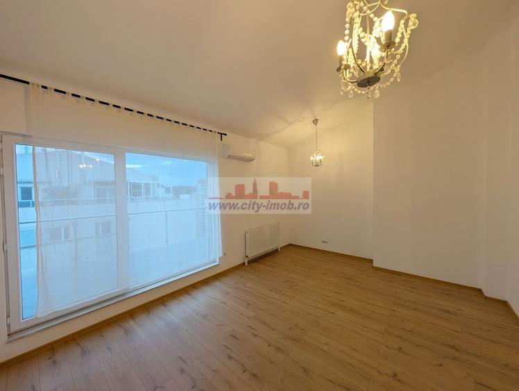 Apartament cu 2 camere semidecomandat în Băneasa