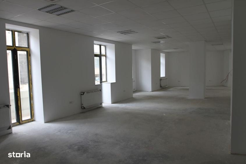 Spațiu comercial, de 134 mp, în Amzei